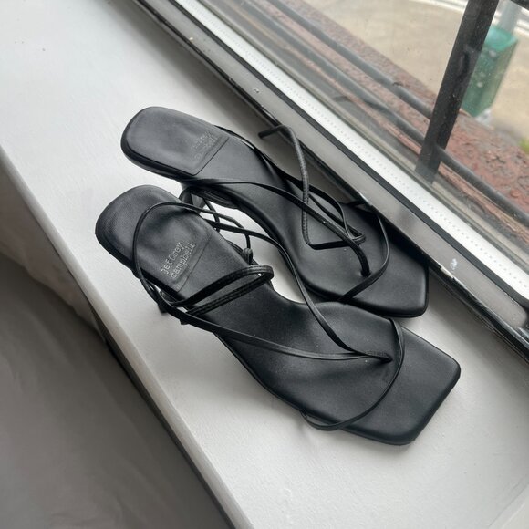 Jeffrey Campbell Fluxx Heeled Sandals in Black, Size 6.5 - Picture 12 of 12